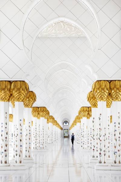 Photograph Lea Kaae Sheikh Zayed Grand Mosque on One Eyeland
